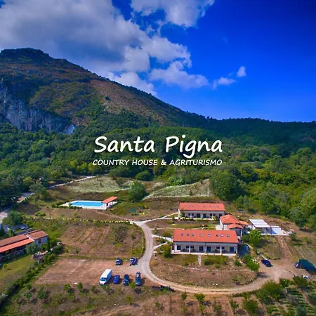 Santa Pigna Country house *